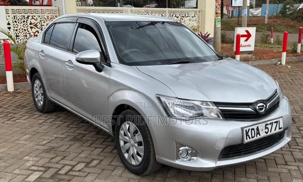 Toyota Axio 1.5 X 2WD 2013 Silver