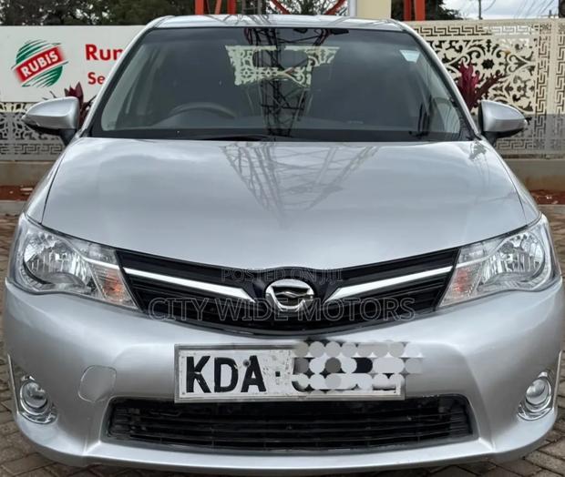 Toyota Axio 1.5 G 2WD 2013 Silver