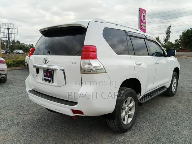 Toyota Land Cruiser Prado 2010 White