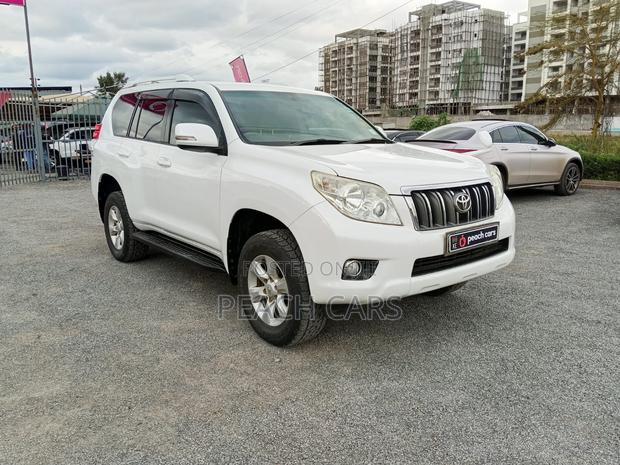 Toyota Land Cruiser Prado 2010 White