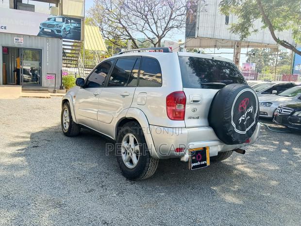 Toyota RAV4 Automatic 2003 Silver