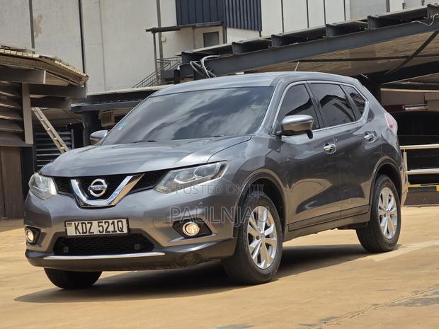 Nissan X-Trail 2014