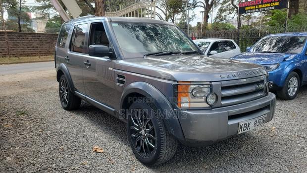 Land Rover Discovery 2009 Gray