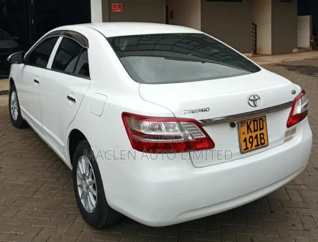 Toyota Premio 2014 White