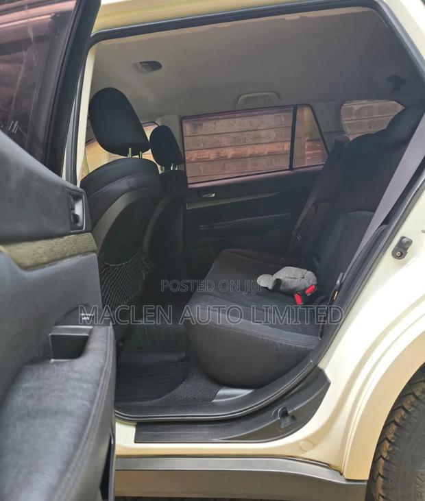 Subaru Outback 2014 White