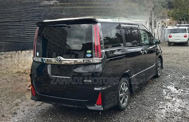 Toyota Noah 2019 Black