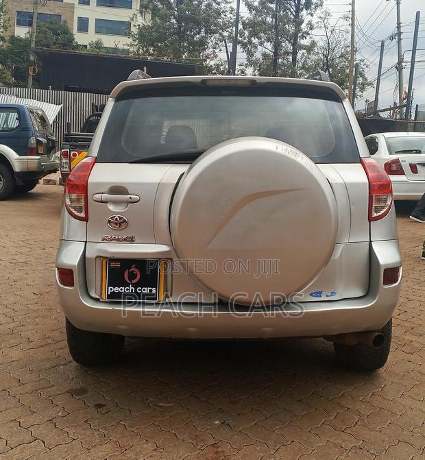 Toyota RAV4 2006