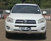 Toyota RAV4 2010 White for sale