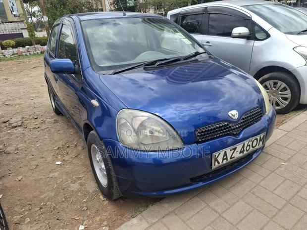 Toyota Vitz 1.0 FWD 5dr 1999 Blue