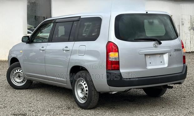 Toyota Succeed 2019 Silver