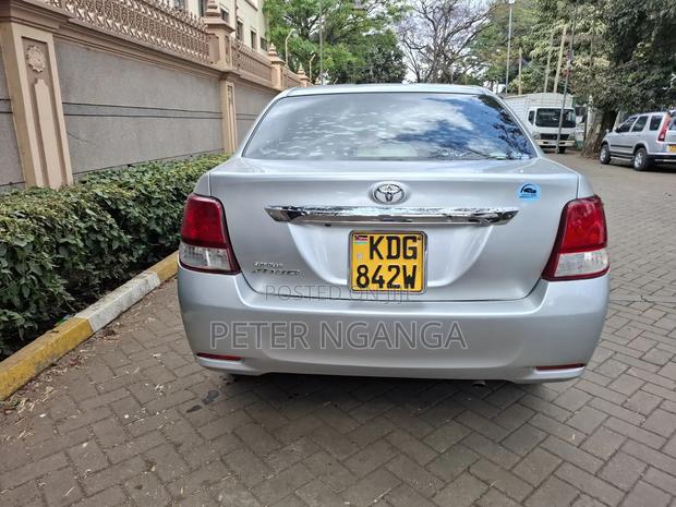 Toyota Axio 1.5 X 2WD 2014 Silver