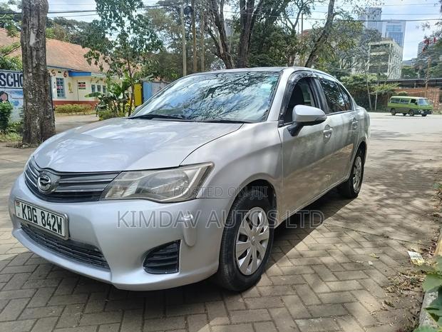 Toyota Axio 2014 Silver