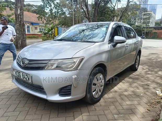 Toyota Axio 2014 Silver