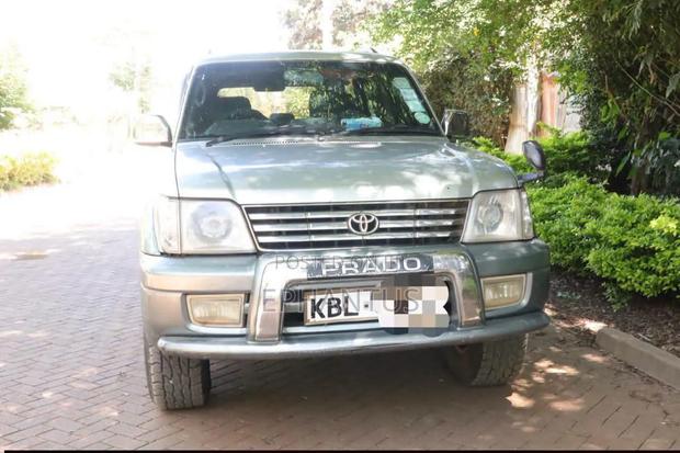 Toyota Land Cruiser Prado 3.4 5dr 2004 Silver
