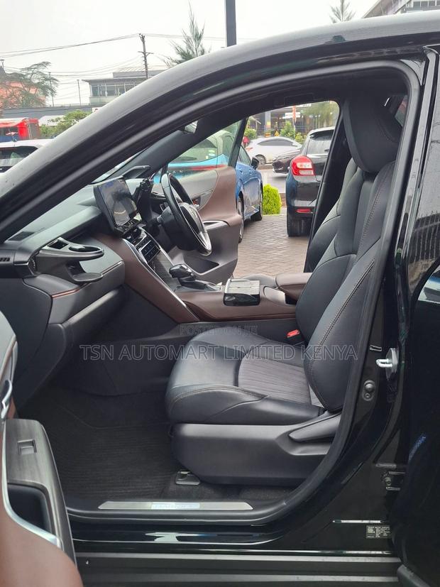 Toyota Harrier 2.0 2020 Black