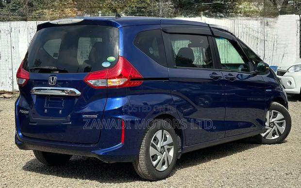 Honda Freed 2019 Blue