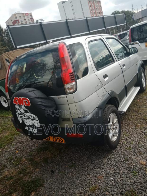 Daihatsu Terios Automatic 2004 Silver