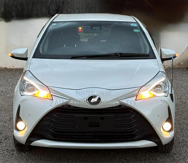 Toyota Vitz 1.3 FWD 5dr 2019 White