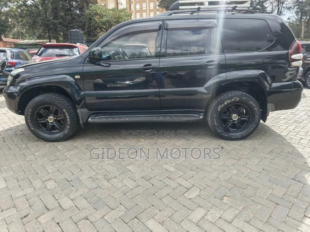 Toyota Land Cruiser Prado 2008 Black
