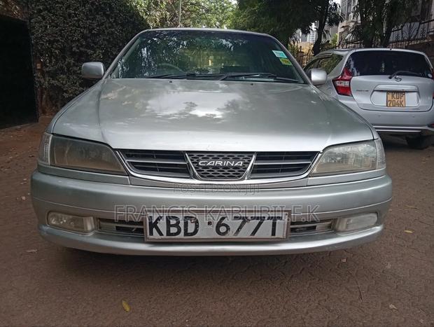 Toyota Carina 1.8 FWD Sedan 2001 Silver