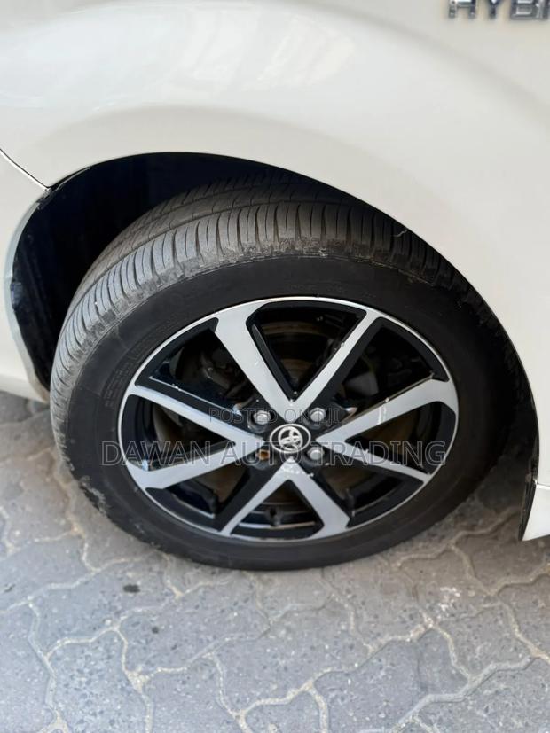 Toyota Axio 2019 White