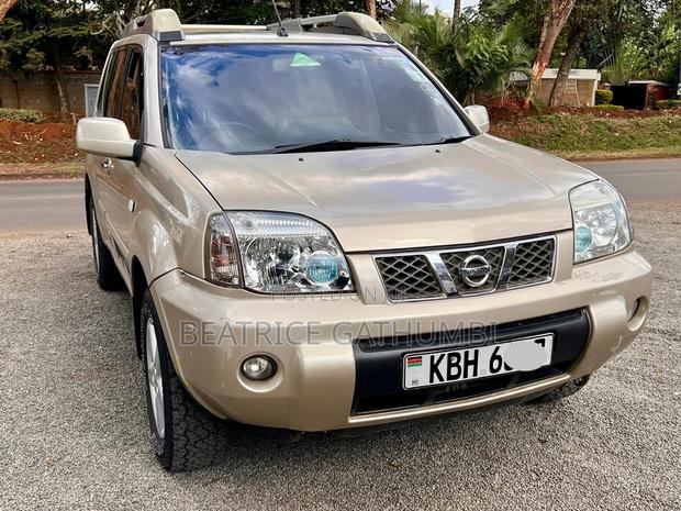 Nissan X-Trail 2009 Gold