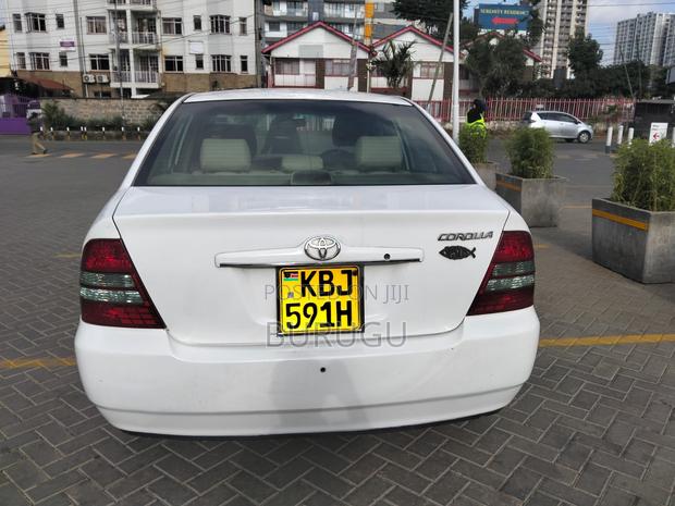 Toyota Corolla 2003 White