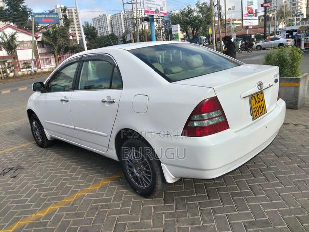 Toyota Corolla 2003 White