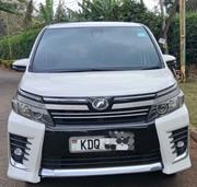 Toyota Voxy 2017 White for sale