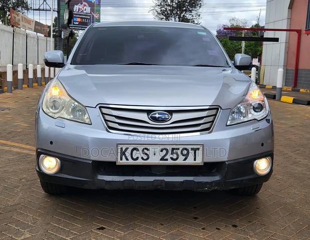 Subaru Outback 2012 Silver