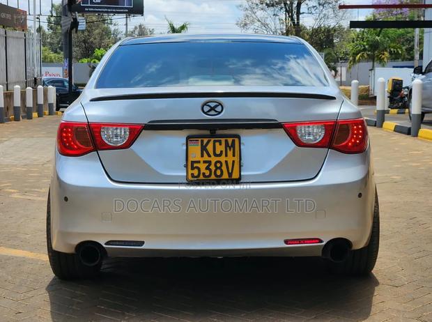 Toyota Mark X 2010 Silver