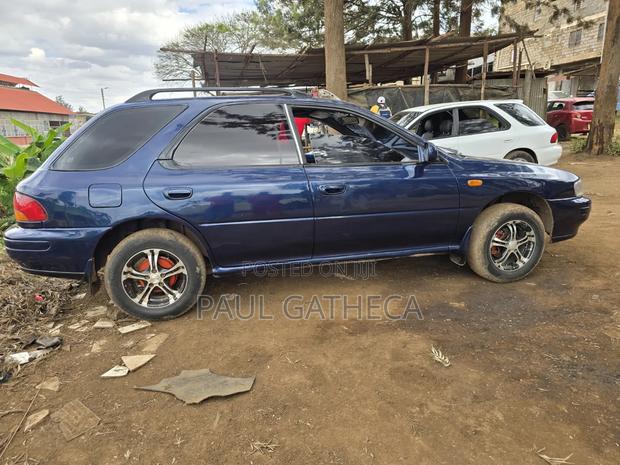 Subaru Impreza Wagon 1995 Blue