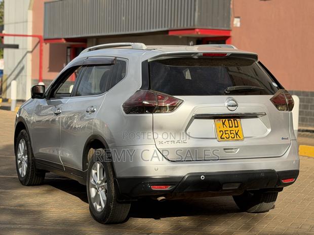 Nissan X-Trail 2014 Silver