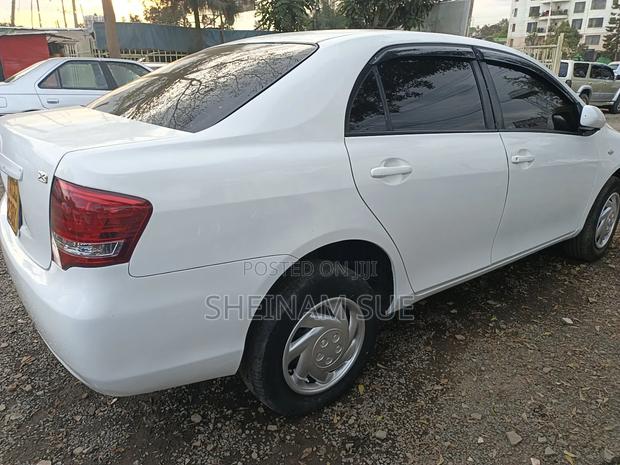 Toyota Axio 2010 White