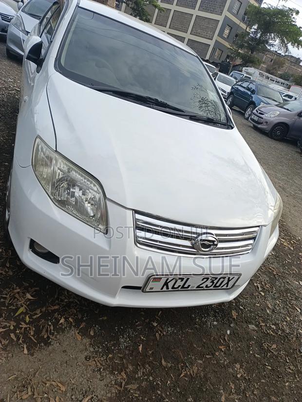 Toyota Axio 2010 White