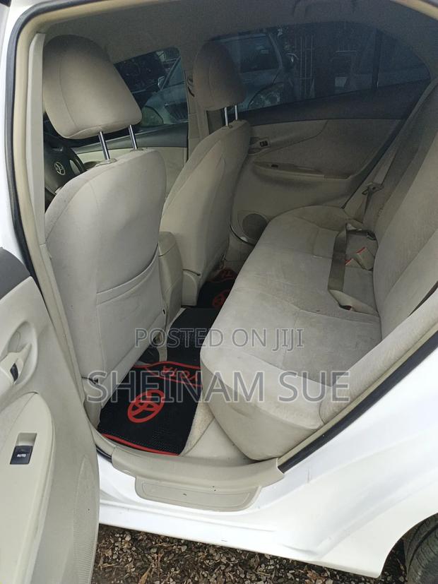 Toyota Axio 2010 White