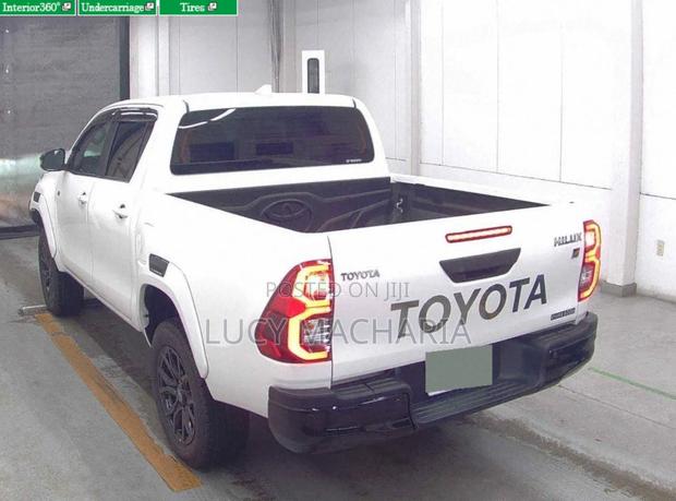 Toyota Hilux Revo Double Cab Deisel 2.8 RWD 2022 White