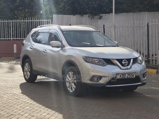 Nissan X-Trail 2014 Silver