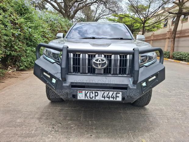 Toyota Land Cruiser Prado 3.0 TD 2012 Gray