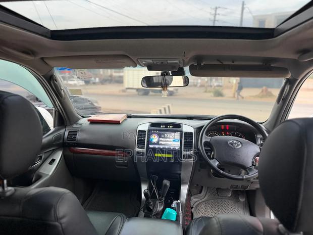 Toyota Land Cruiser 3.0 D-4D Executive 2005 Silver