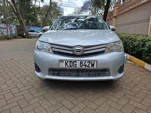Toyota Axio 1.5 X 2WD 2014 Silver