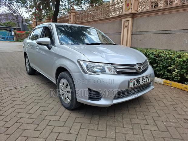Toyota Axio 1.5 X 2WD 2014 Silver