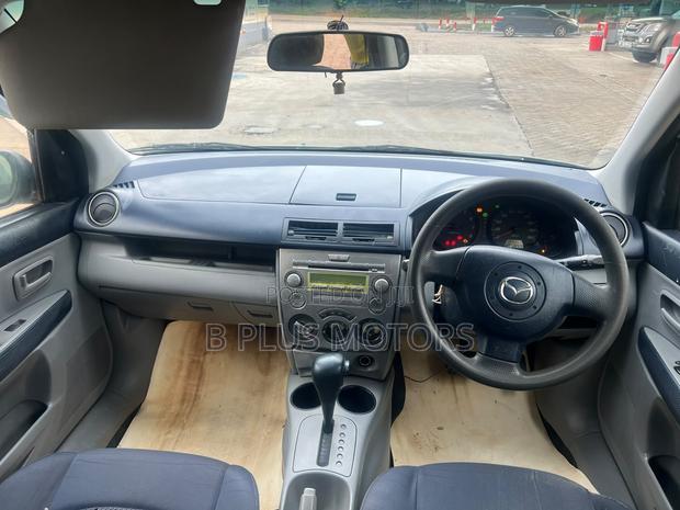Mazda Demio 2004 Green