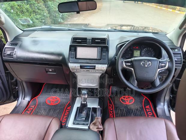 Toyota Land Cruiser 2021 Gray