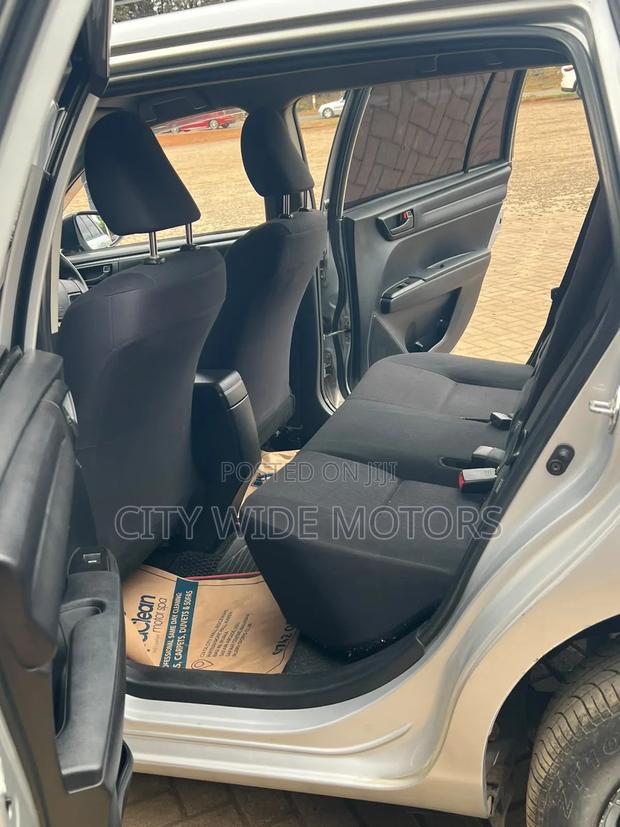 Toyota Corolla Fielder 2015 Silver