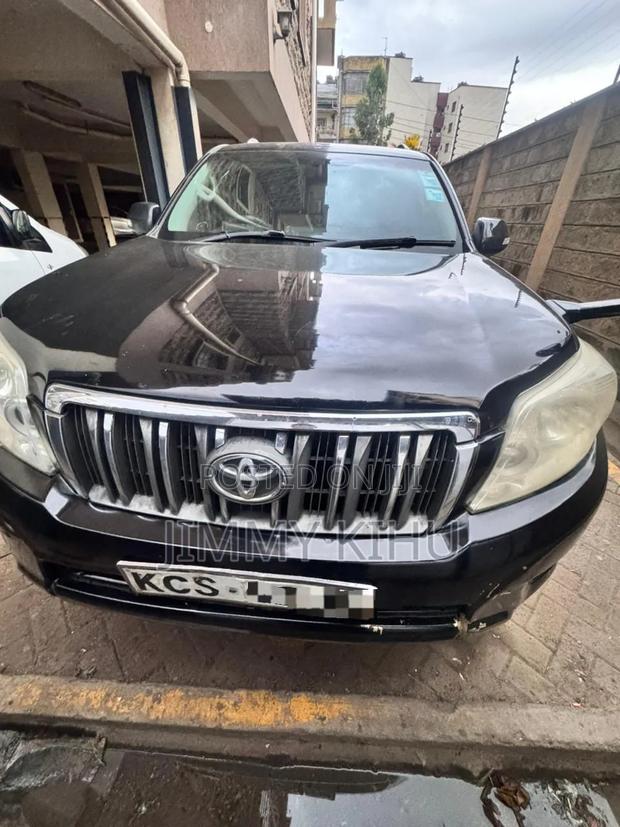 Toyota Land Cruiser Prado 2.7 i 2012 Black