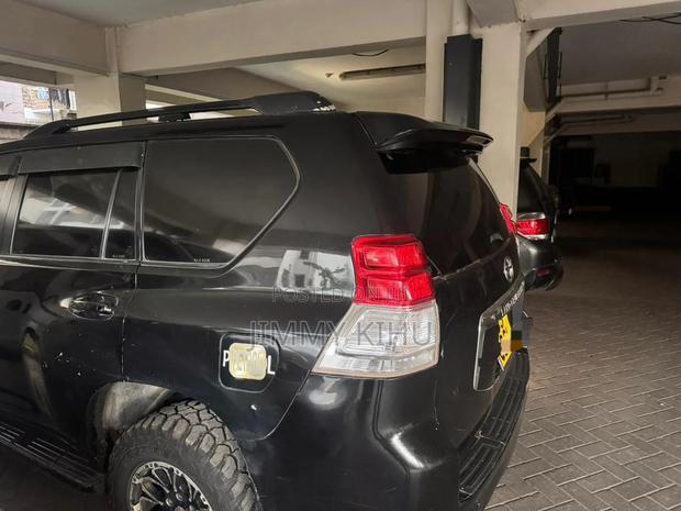 Toyota Land Cruiser Prado 2.7 i 2012 Black