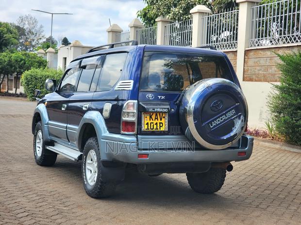Toyota Land Cruiser Prado 3.0 D-4D 5dr 2000 Blue
