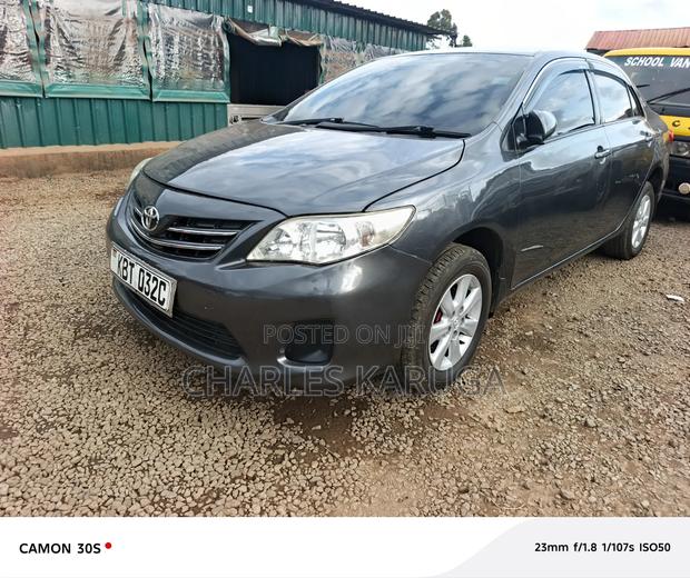 Toyota Corolla 2012 Gray