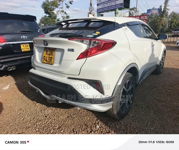 Toyota Corolla Hatchback 2019 White